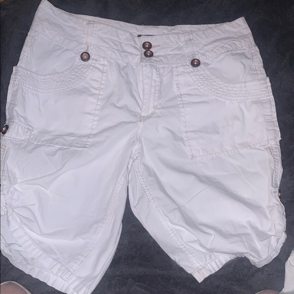 frech cuff Pants - Women's White Casual Shorts